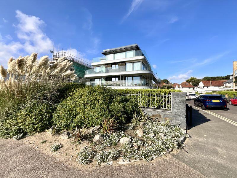 Additional property image - Boscombe Overcliff Drive, Bournemouth