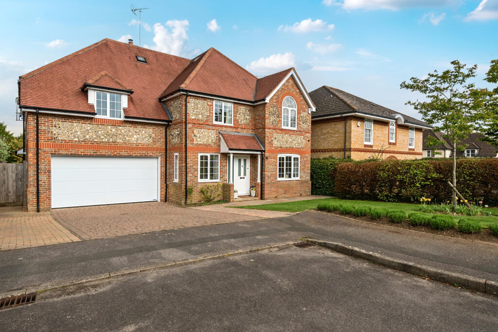 Main image of property: Strachey Close, Tidmarsh, Reading, Berkshire, RG8