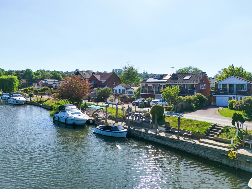 Main image of property: River Gardens, Purley On Thames, Reading, Berkshire, RG8