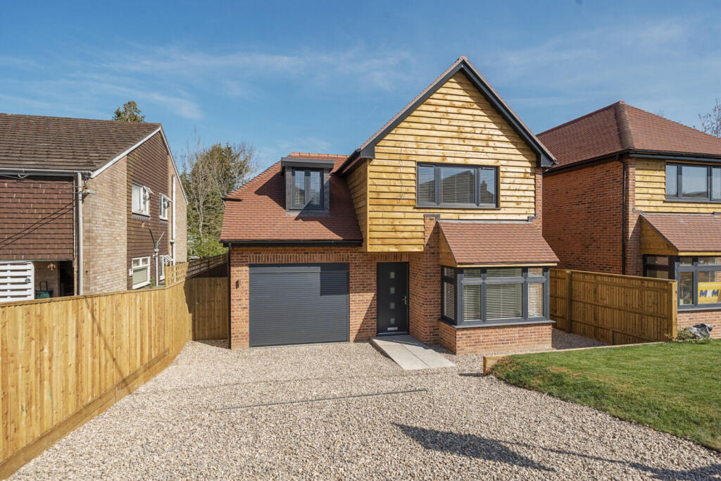 Main image of property: Elvendon Road, Goring On Thames, Oxfordshire, RG8