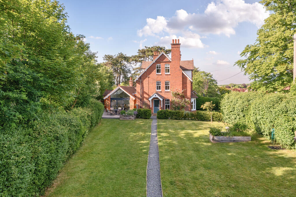 Main image of property: Wallingford Road, Goring on Thames, Oxfordshire, RG8