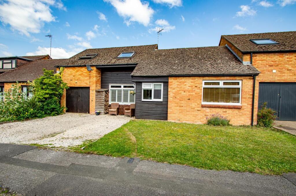 Main image of property: West Chiltern, Woodcote, Reading, Oxfordshire, RG8
