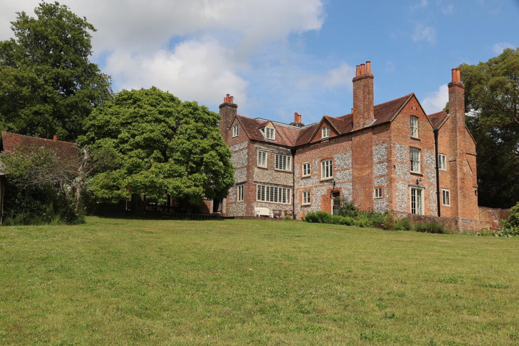 Main image of property: Goring Heath, Reading, Oxfordshire, RG8