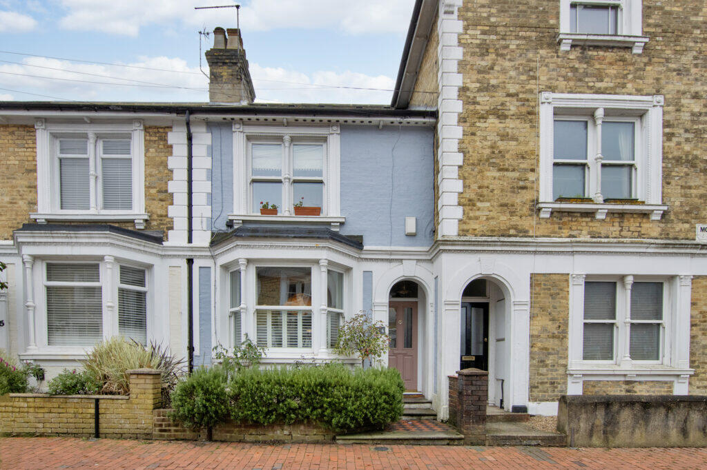 3 bedroom terraced house for sale in Mountfield Road, Tunbridge Wells, TN1