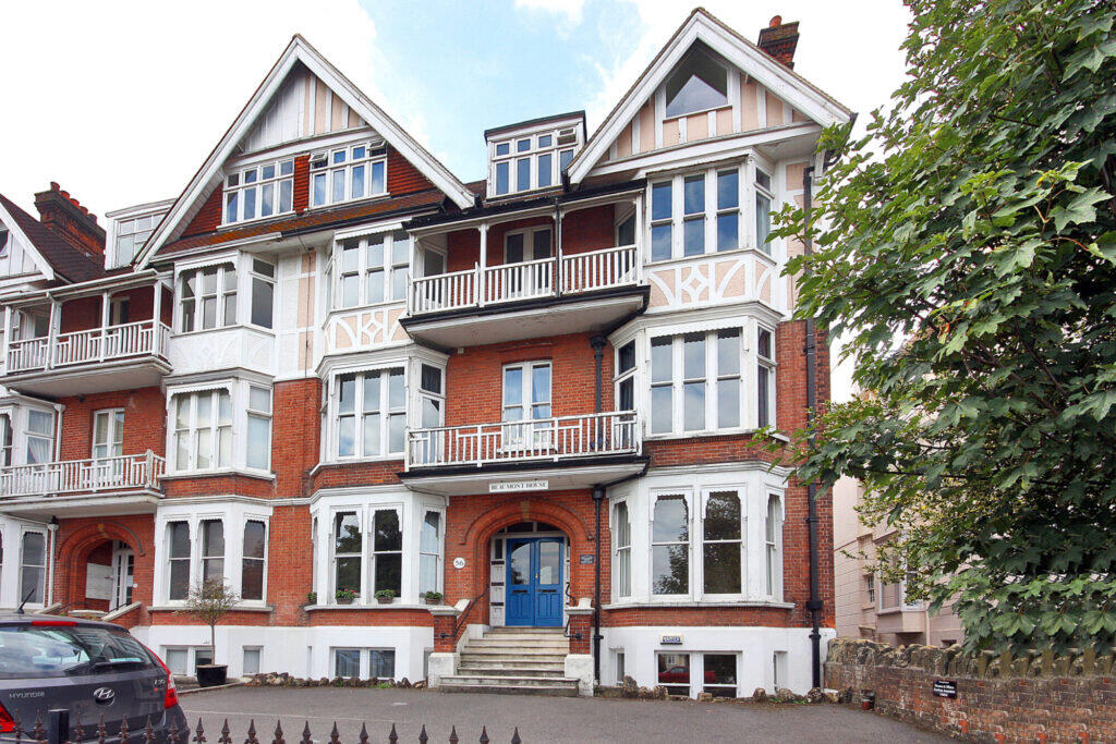 Main image of property: Mount Ephraim, Tunbridge Wells, TN4