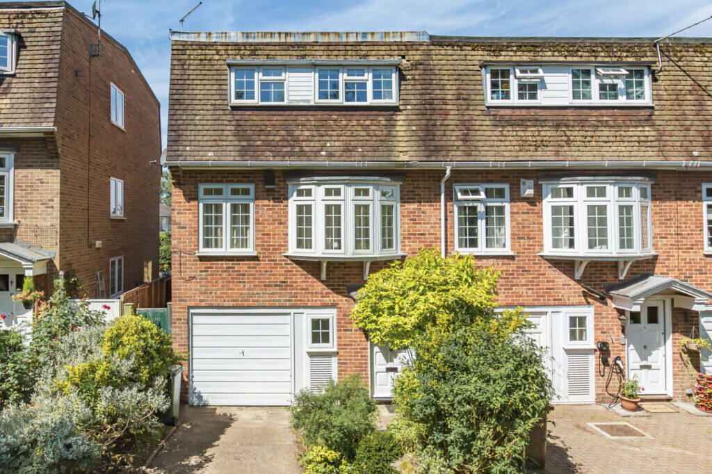 Main image of property: Clarendon Gardens, Tunbridge Wells, TN2