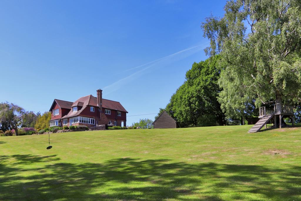 5 bedroom detached house for sale in Argos Hill, Mayfield, TN20