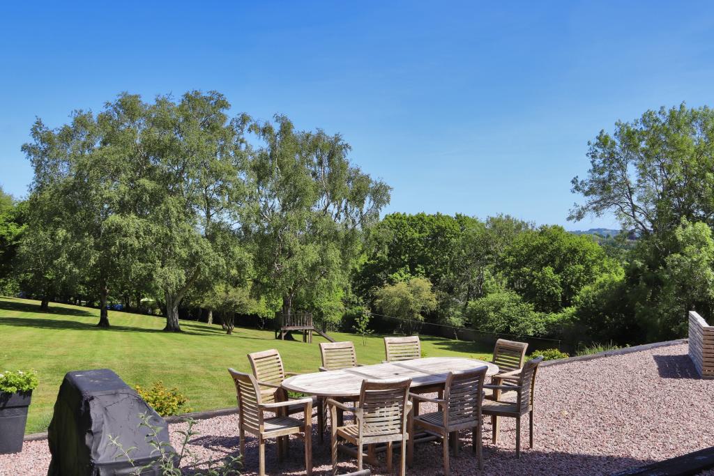 5 bedroom detached house for sale in Argos Hill, Mayfield, TN20