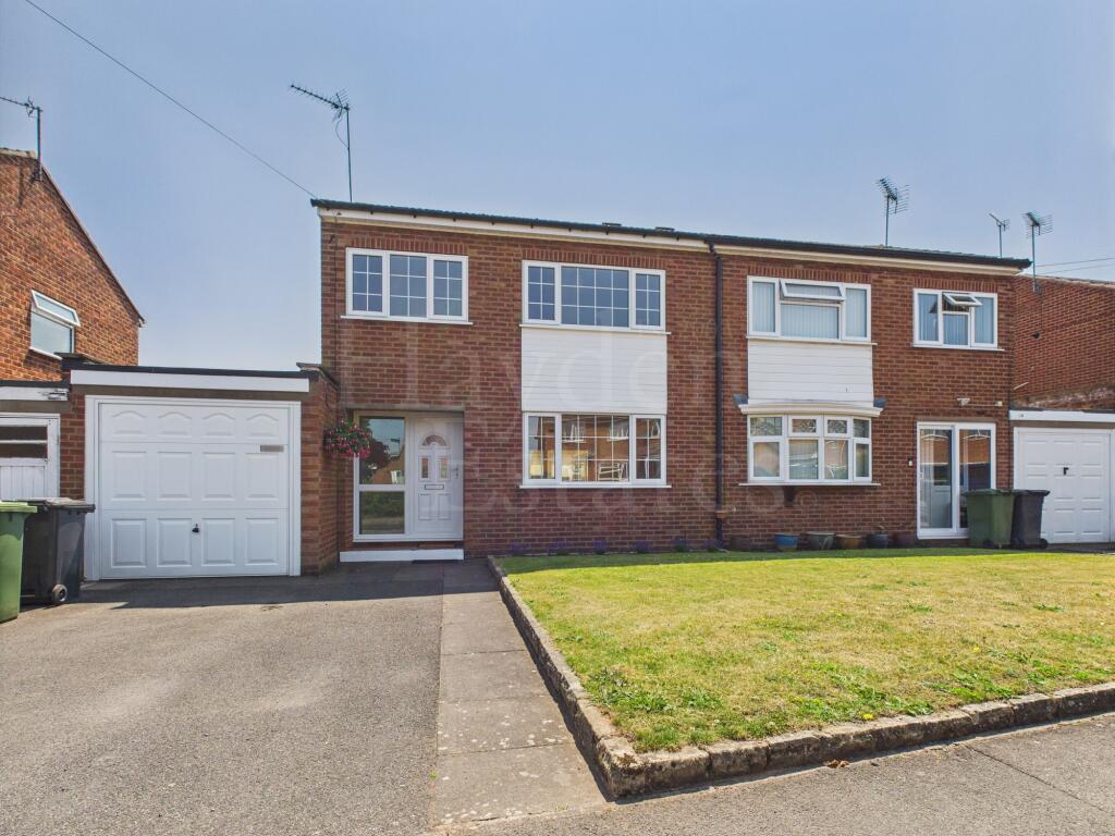 Main image of property: Redstone Lane, Stourport on Severn, DY13 0JN