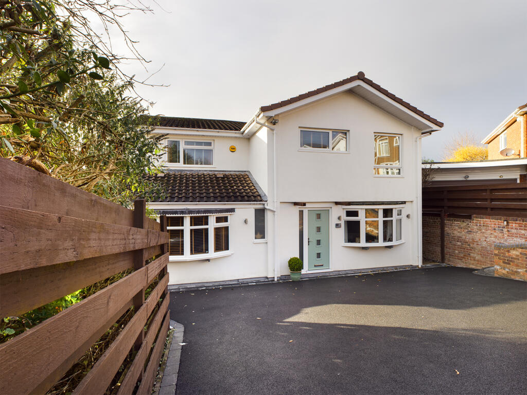 Main image of property: Sheraton Drive, Kidderminster, DY10 3QR