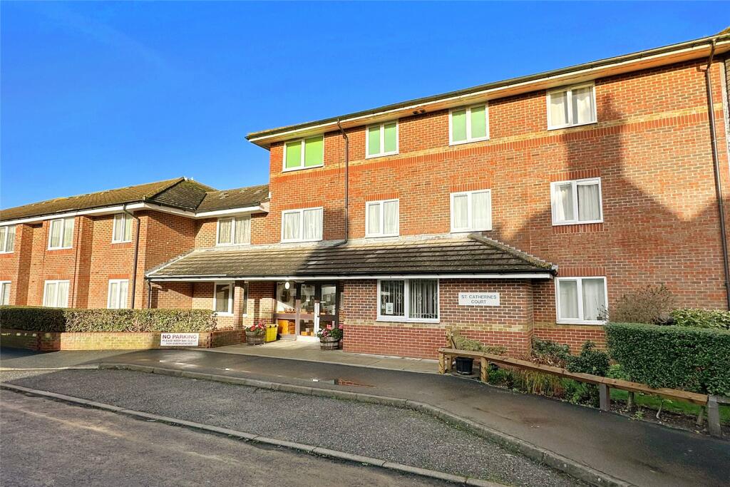 2 bedroom apartment for sale in Irvine Road, Littlehampton, West Sussex, BN17