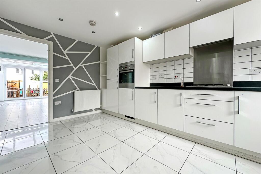 Additional property image - Constable Gardens, Littlehampton, West Sussex