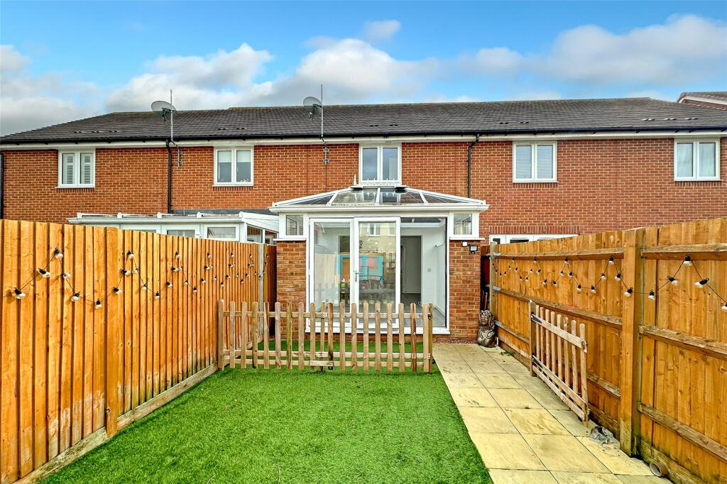Additional property image - Constable Gardens, Littlehampton, West Sussex