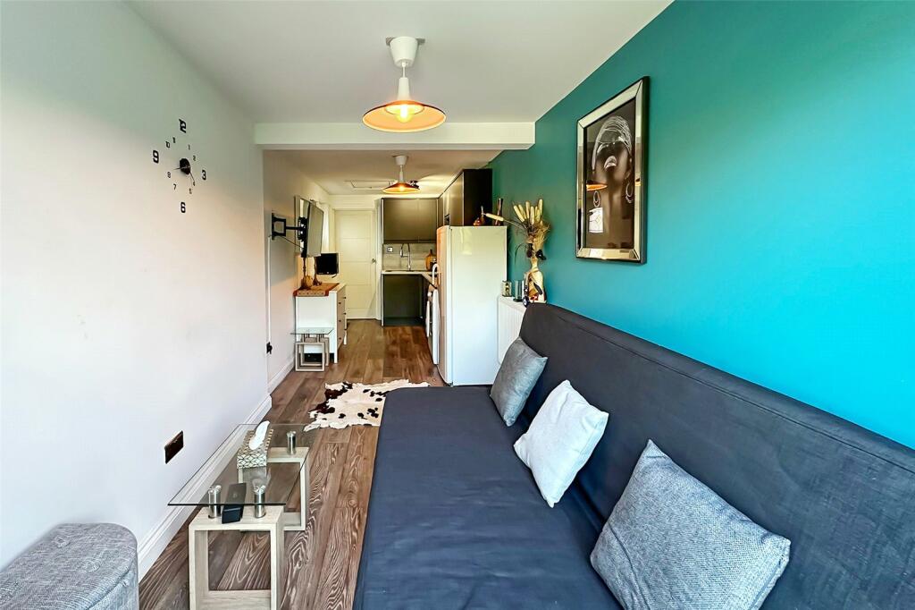 Additional property image - Fastnet Way, Littlehampton, West Sussex