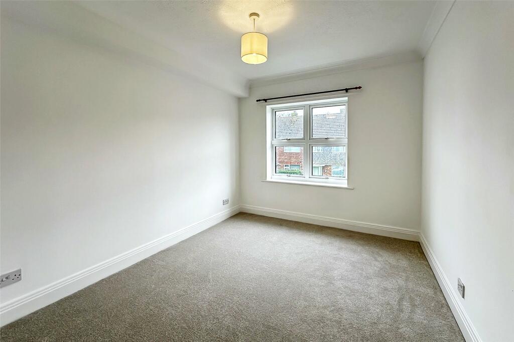 Additional property image - The Pines, 34 Sussex Street, Littlehampton, West Sussex