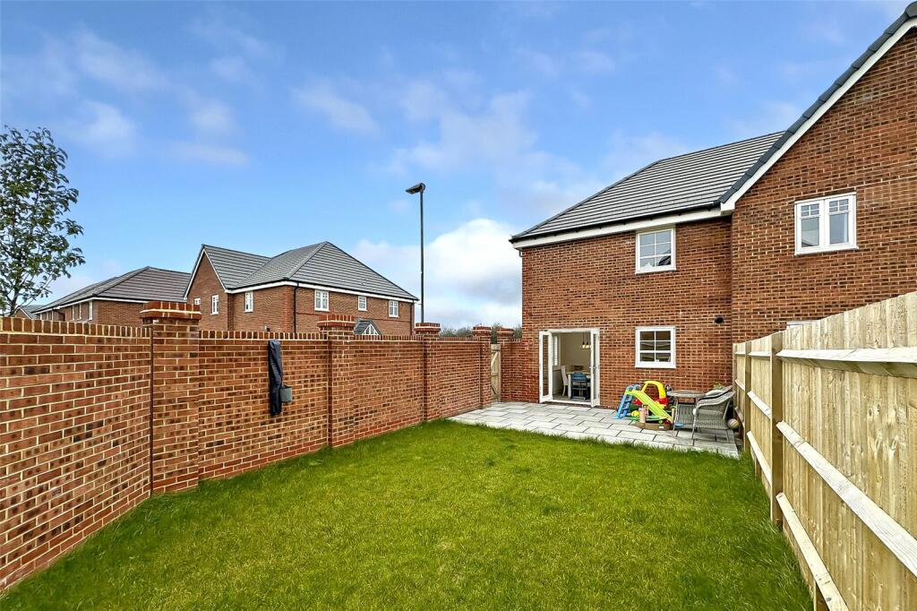 Additional property image - Nuthatch Gardens, Yapton, Arundel, West Sussex