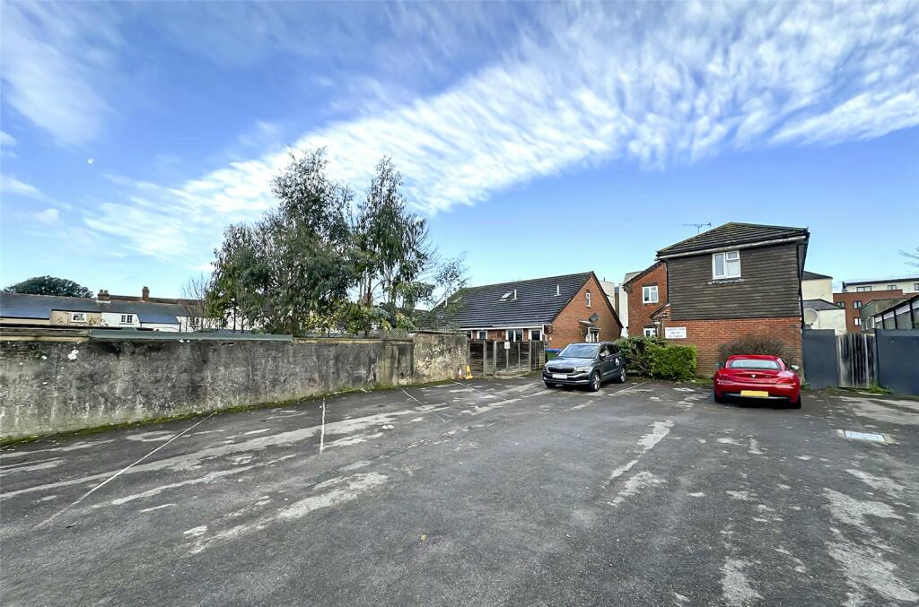 Additional property image - Hampton Court, River Road, Littlehampton, West Sussex
