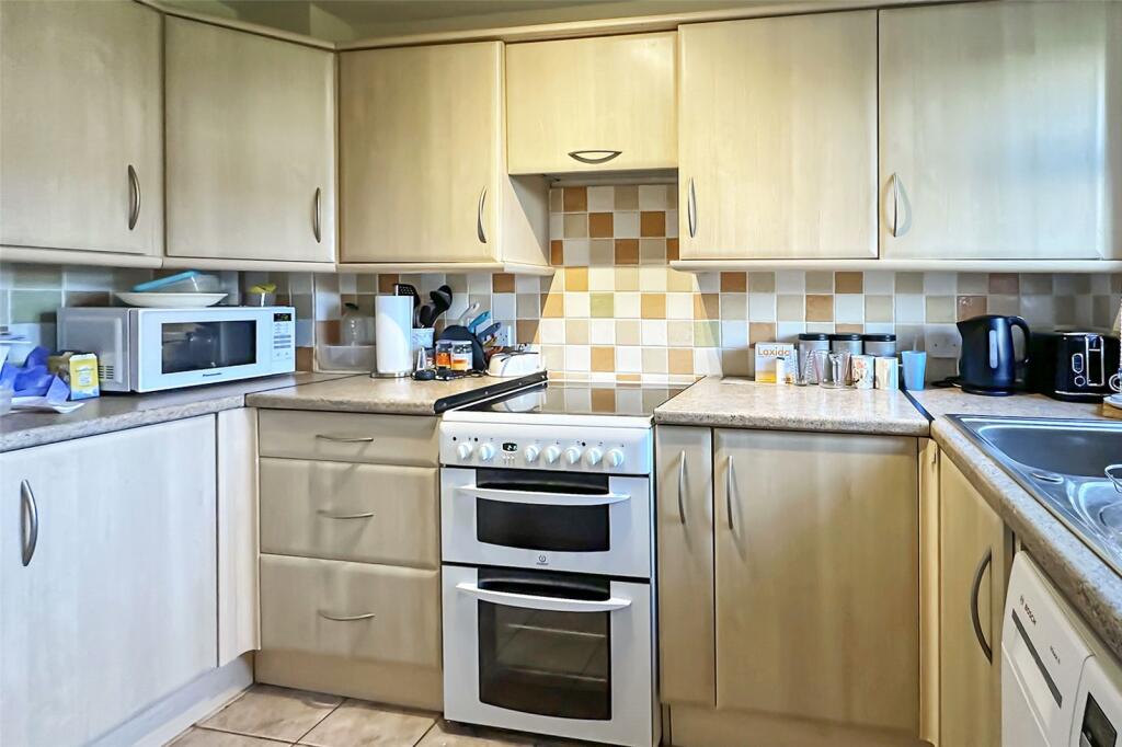 Additional property image - Hampton Court, River Road, Littlehampton, West Sussex