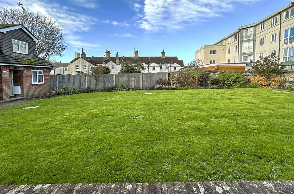 Additional property image - Hampton Court, River Road, Littlehampton, West Sussex