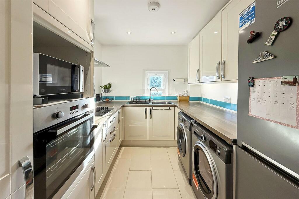 Additional property image - Amstel Court, Selborne Road, Littlehampton, West Sussex