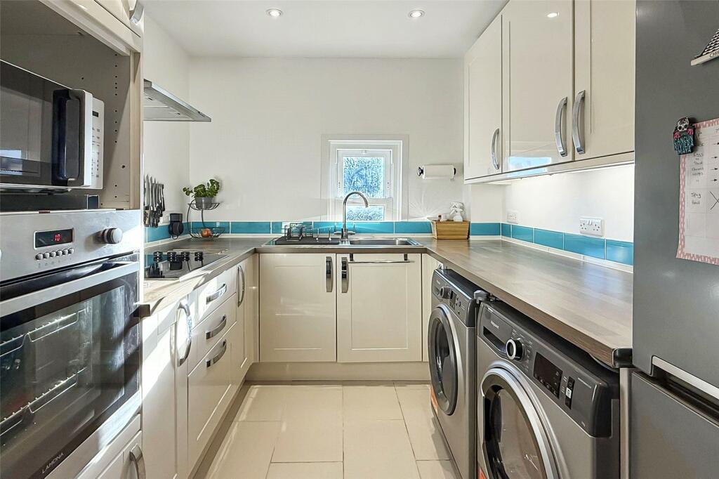 Additional property image - Amstel Court, Selborne Road, Littlehampton, West Sussex