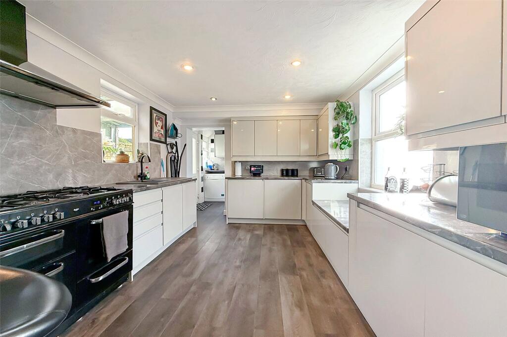 Additional property image - York Road, Littlehampton, West Sussex
