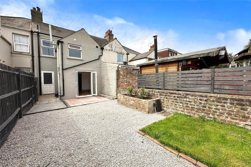 Additional property image - Beaconsfield Road, Littlehampton, West Sussex