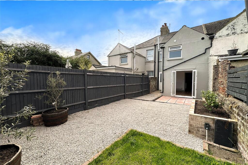 Additional property image - Beaconsfield Road, Littlehampton, West Sussex