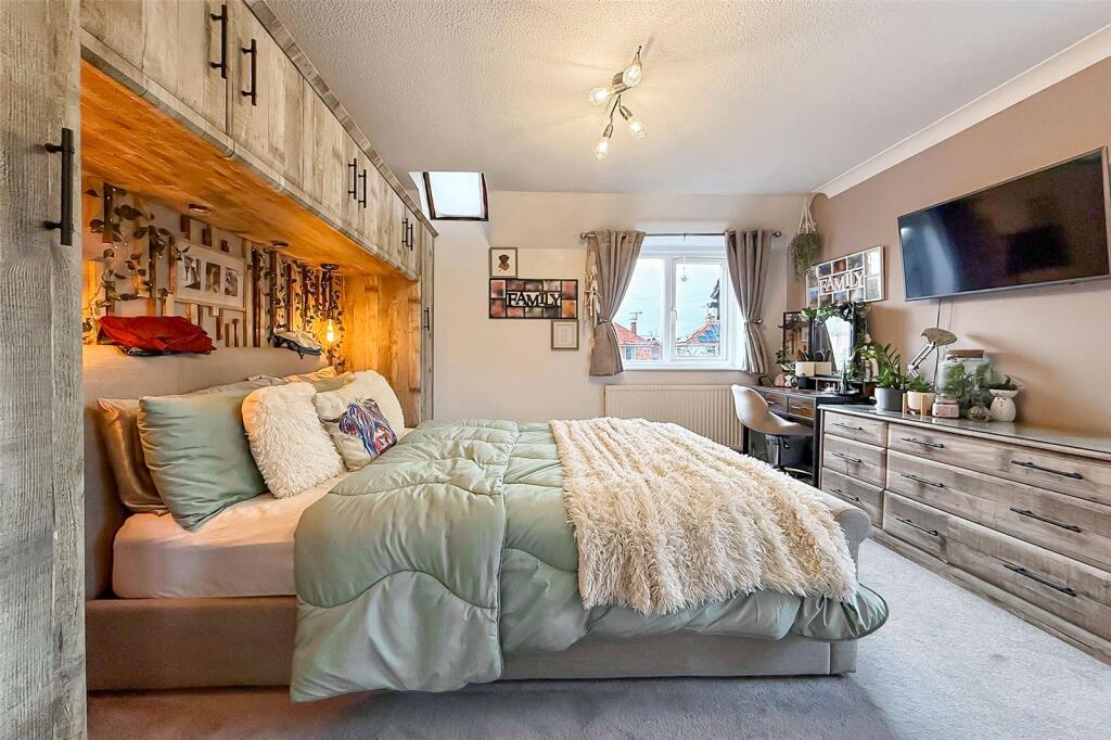 Additional property image - Amenic Court, Church Street, Littlehampton