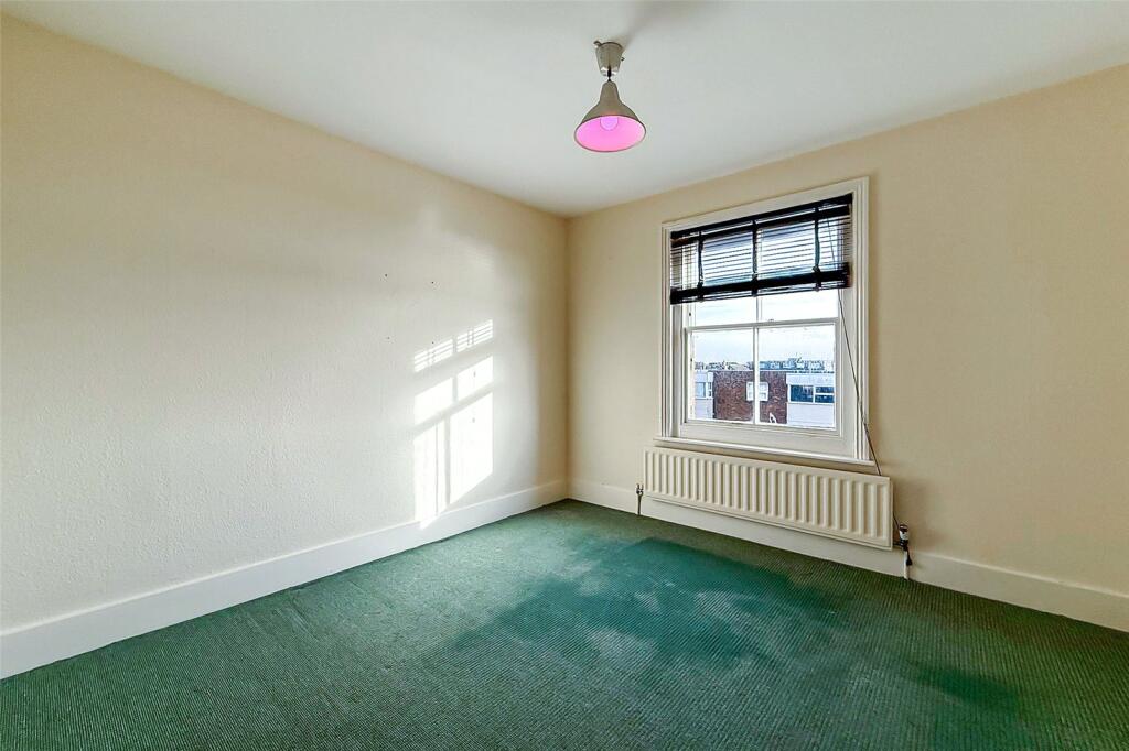Additional property image - South Terrace, Littlehampton, West Sussex