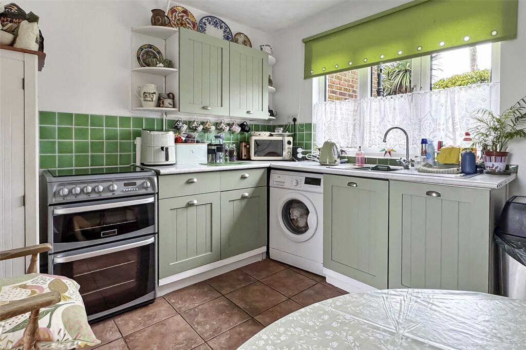 Additional property image - Somerset Road, East Preston, Littlehampton, West Sussex