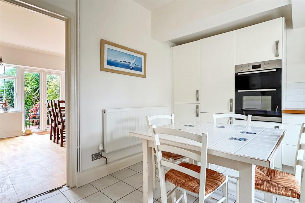 Additional property image - South Strand, Angmering-On-Sea, East Preston, West Sussex