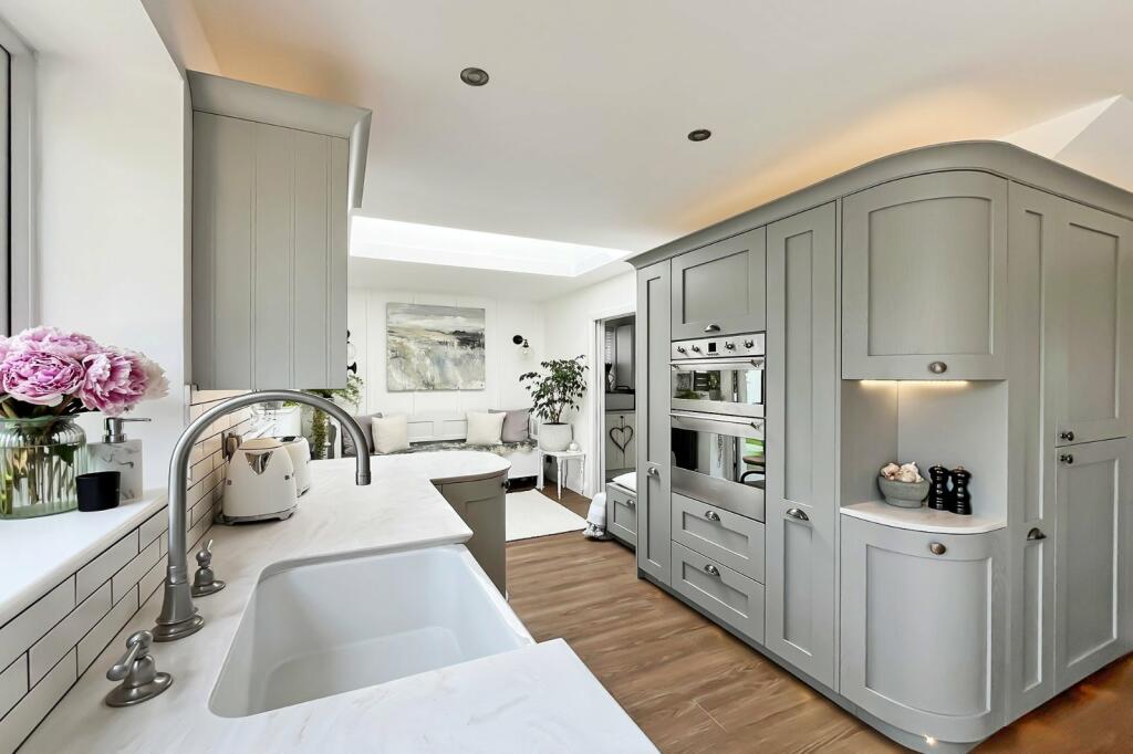 Additional property image - Pevensey Road, Worthing, West Sussex