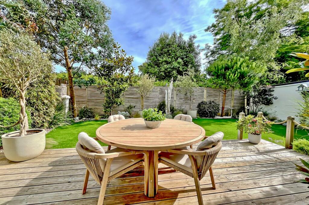 Additional property image - Pevensey Road, Worthing, West Sussex