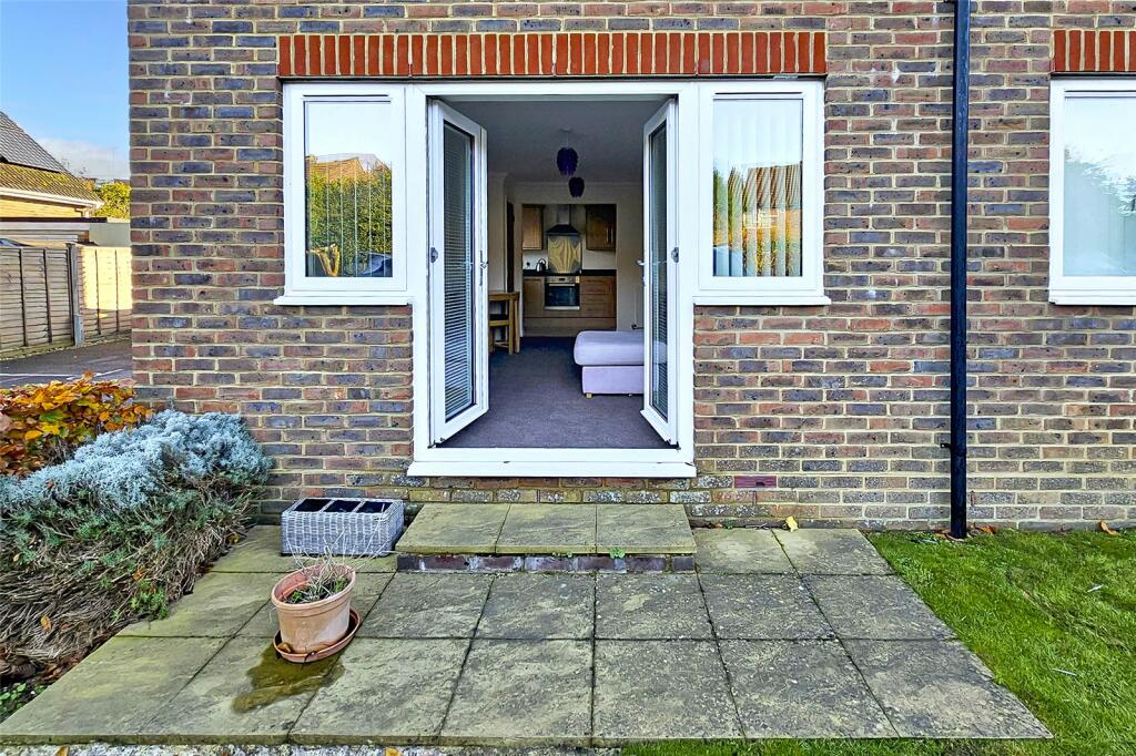 Additional property image - Woodlands Avenue, Rustington, Littlehampton, West Sussex