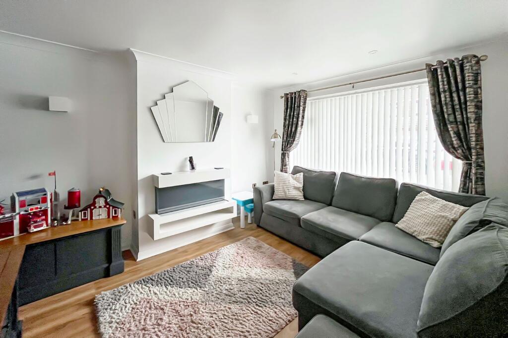 Additional property image - Burwash Close, East Preston, West Sussex
