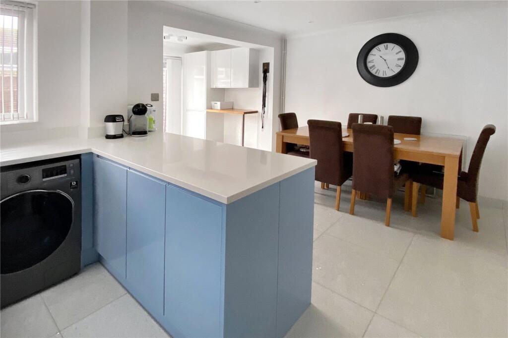 Additional property image - Burwash Close, East Preston, West Sussex