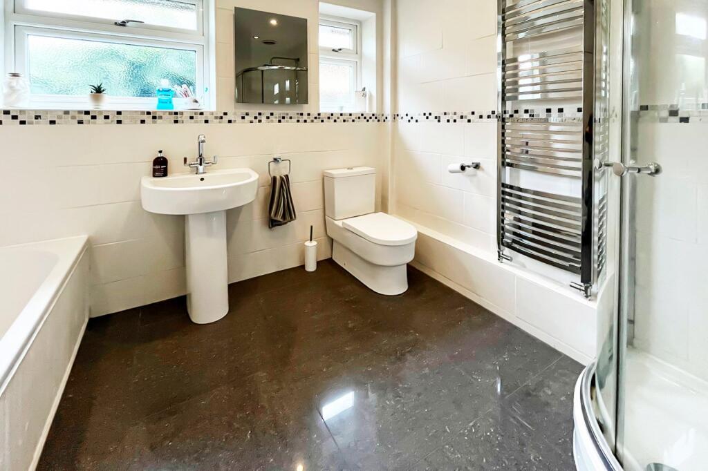Additional property image - Sea Lane Gardens, Ferring, Worthing, West Sussex