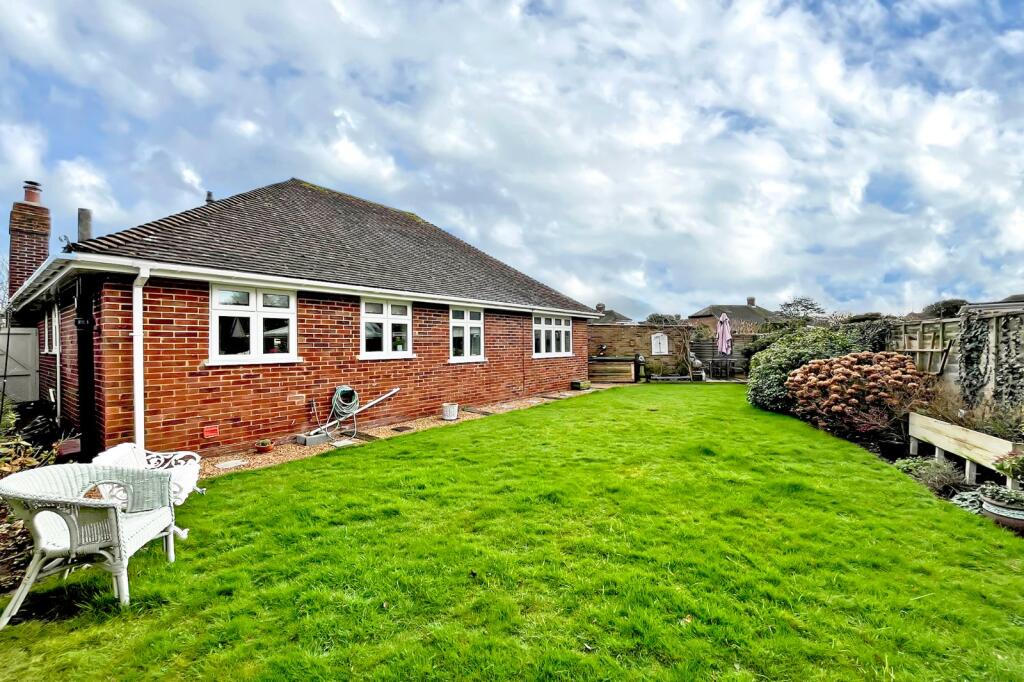 Additional property image - Sea Lane Gardens, Ferring, Worthing, West Sussex