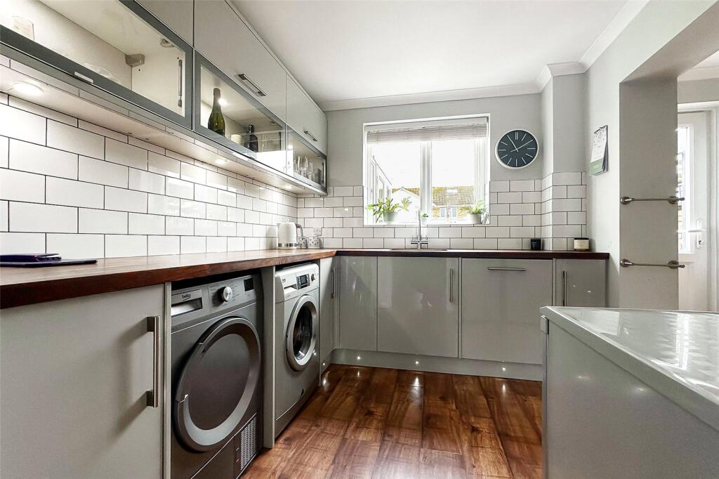 Additional property image - Hide Gardens, Rustington, Littlehampton, West Sussex