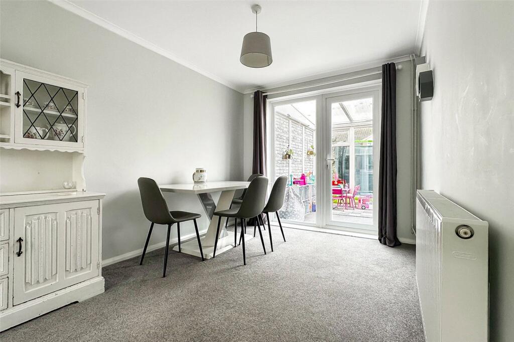 Additional property image - Hide Gardens, Rustington, Littlehampton, West Sussex