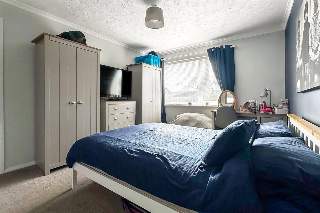 Additional property image - Hide Gardens, Rustington, Littlehampton, West Sussex