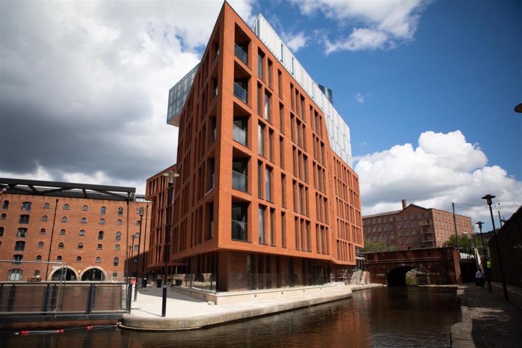 1 bedroom apartment for rent in Burlington House Tariff Street Manchester M1