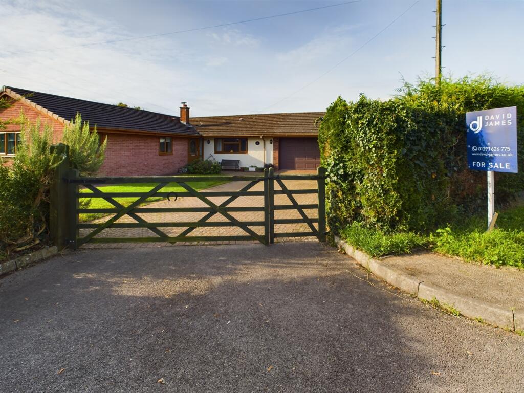 4 bedroom bungalow for sale in Black Rock Road, Portskewett, Caldicot