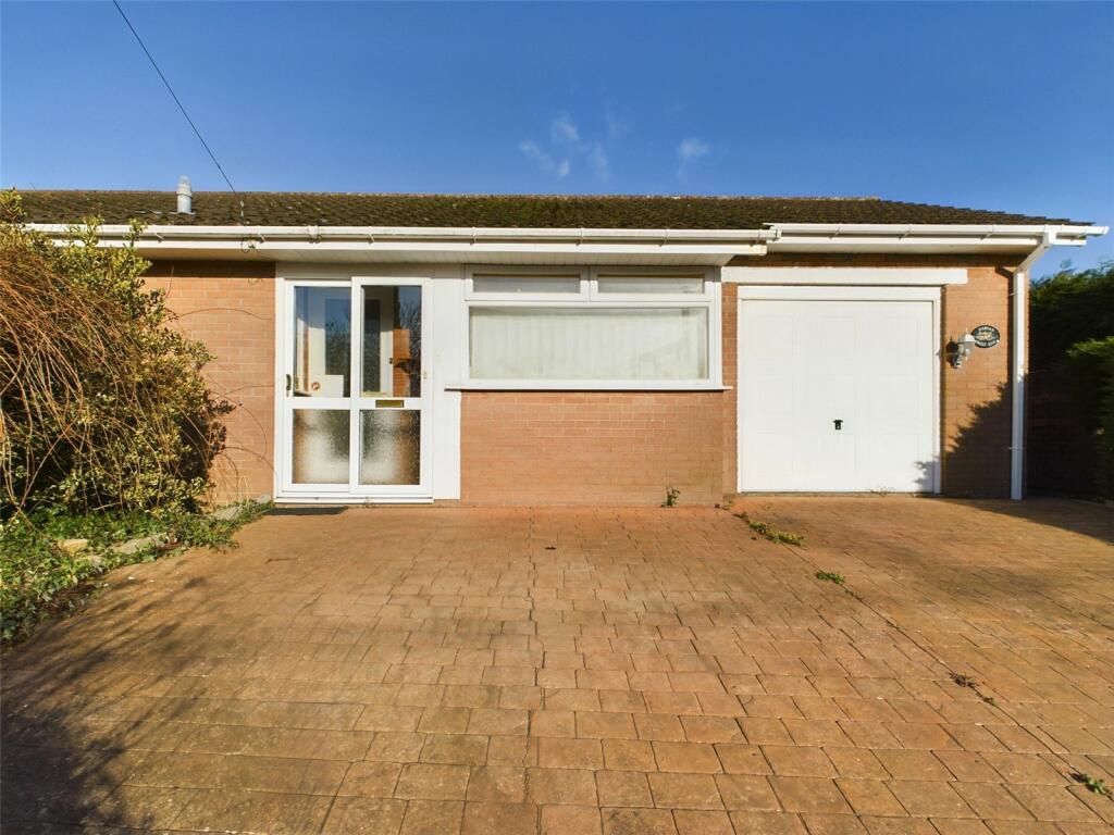 2 bedroom bungalow for sale in West End, Magor, Monmouthshire, NP26