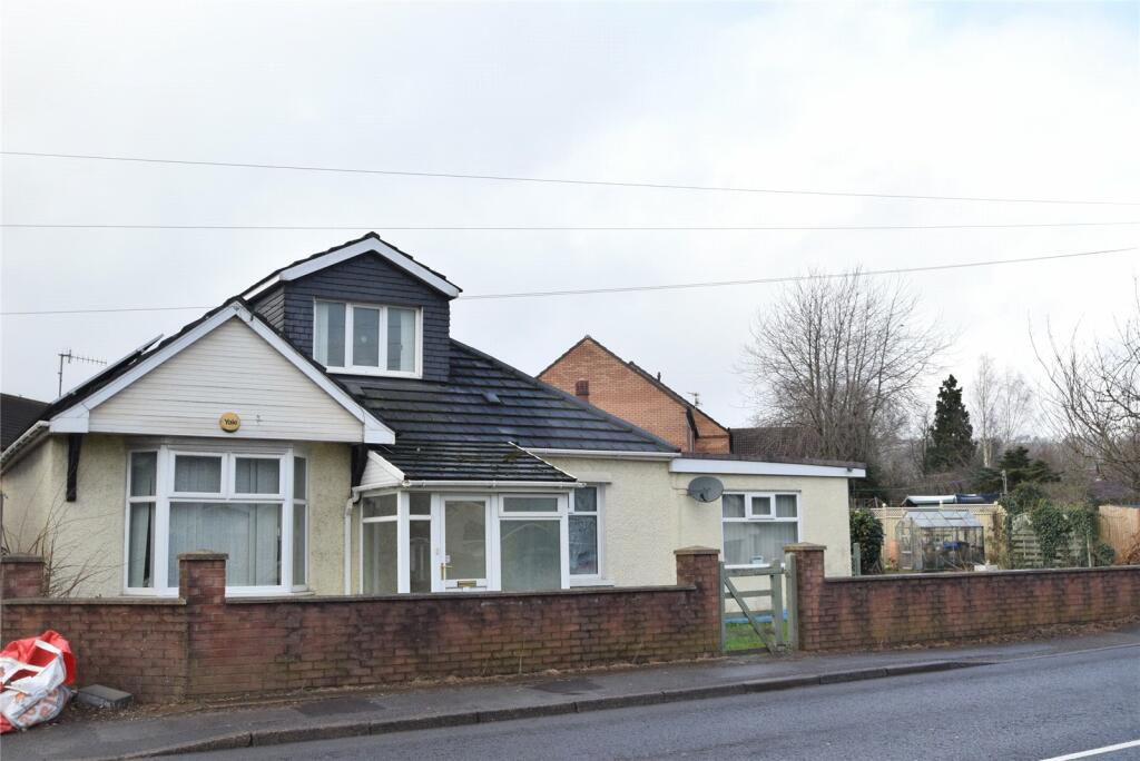 2 bedroom bungalow for sale in Avondale Road, Pontrhydyrun, Cwmbran
