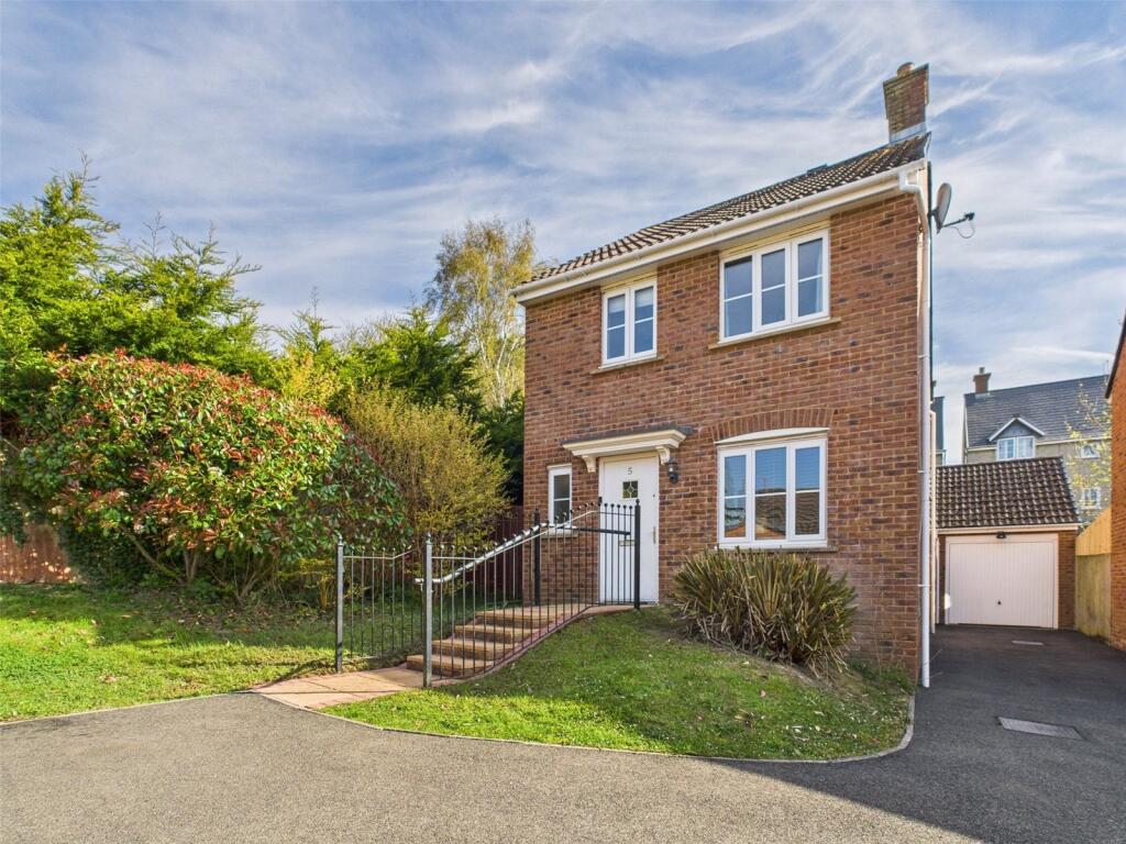 Main image of property: Monument Close, Portskewett, Caldicot, Monmouthshire, NP26