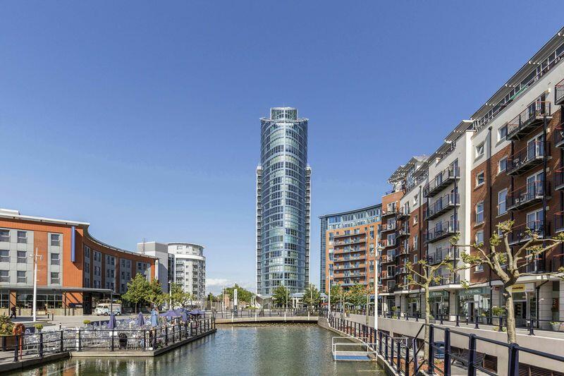 2 bedroom apartment for sale in Gunwharf Quays, Portsmouth, PO1