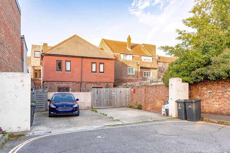 Main image of property: Twittens Way, Havant