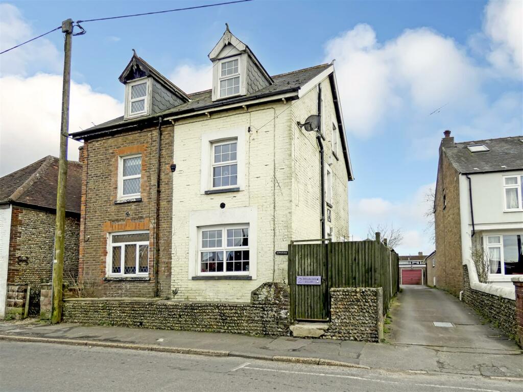3 bedroom semidetached house for sale in Portland Head Cottages